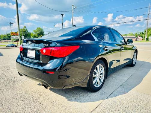 2017 INFINITI Q50 2.0T Premium