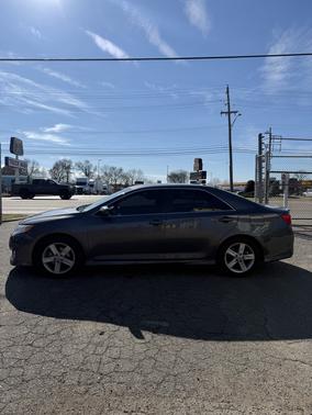 2014 Toyota Camry SE
