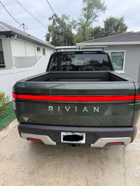2023 Rivian R1T Adventure Quad-Motor Large Package