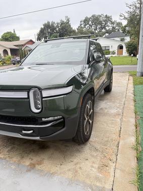 2023 Rivian R1T Adventure Quad-Motor Large Package