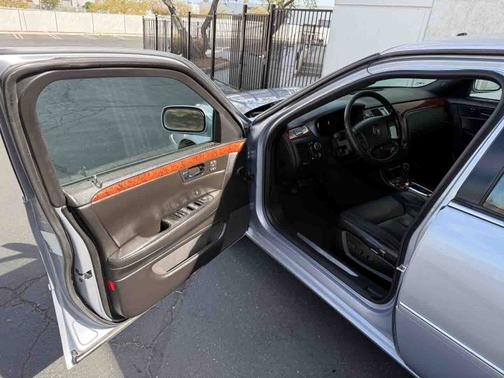 2006 Cadillac DTS Luxury
