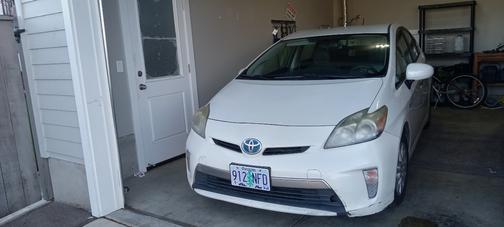 2012 Toyota Prius Plug-in Base
