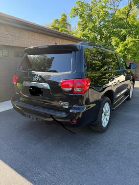 2010 Toyota Sequoia Limited