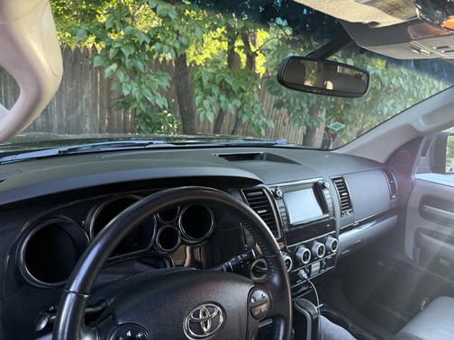 2010 Toyota Sequoia Limited