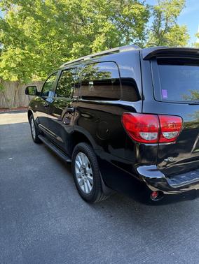 2010 Toyota Sequoia Limited