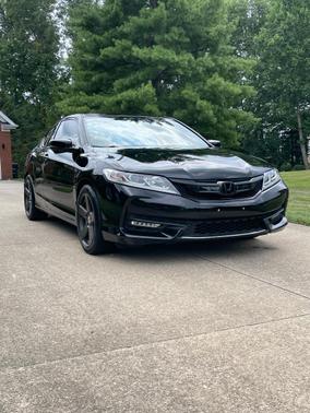Black 2017 Honda Accord EX-L