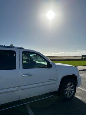 2008 GMC Yukon XL Denali