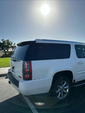 2008 GMC Yukon XL Denali