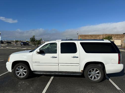 2008 GMC Yukon XL Denali