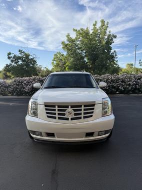 2011 Cadillac Escalade Hybrid Base