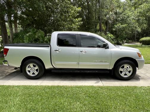 2007 Nissan Titan SE Crew Cab