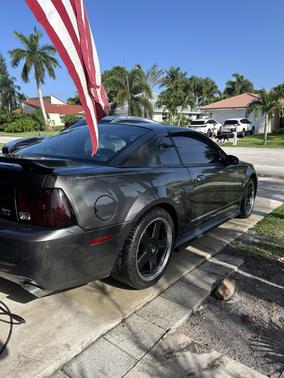 Gray 2003 Ford Mustang GT Premium