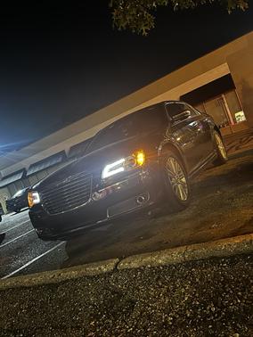 2011 Chrysler 300C Base