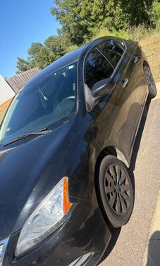 Black 2014 Nissan Sentra SV