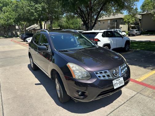 Black 2015 Nissan Rogue Select S