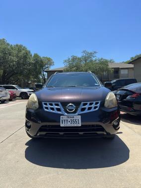 Black 2015 Nissan Rogue Select S