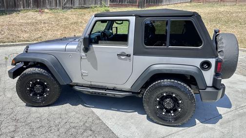 2016 Jeep Wrangler Sport
