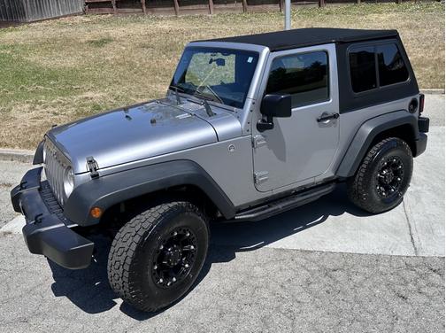 2016 Jeep Wrangler Sport