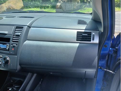 2009 Nissan Versa 1.8 S