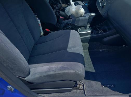 2009 Nissan Versa 1.8 S