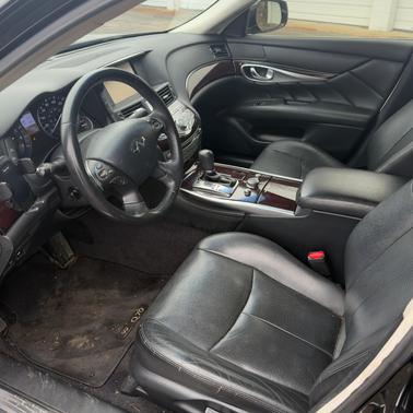 2015 INFINITI Q70L 3.7