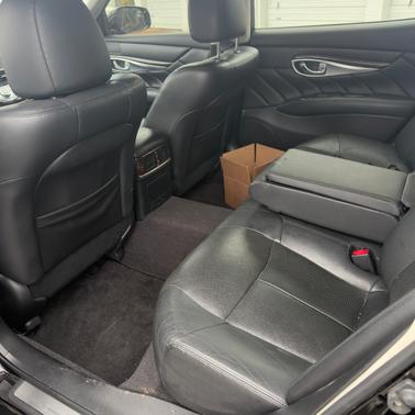 2015 INFINITI Q70L 3.7