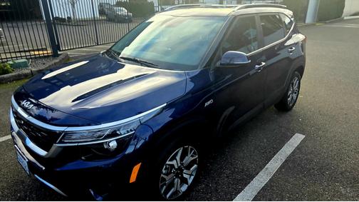 2023 Kia Seltos EX