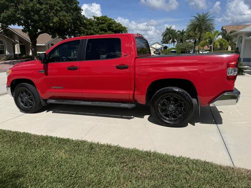 Red 2016 Toyota Tundra SR5