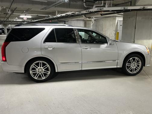 2007 Cadillac SRX V6