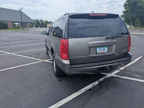 Gray 2012 GMC Yukon XL 1500 SLE