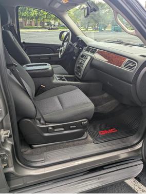 Gray 2012 GMC Yukon XL 1500 SLE