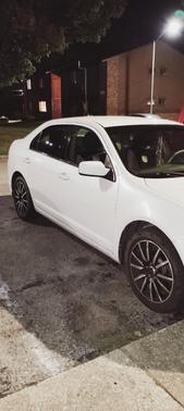 White 2011 Ford Fusion SEL