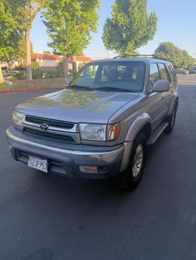 Silver 2002 Toyota 4Runner SR5