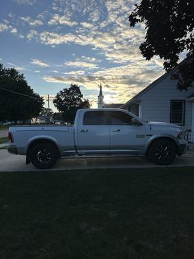 2016 RAM 1500 Laramie