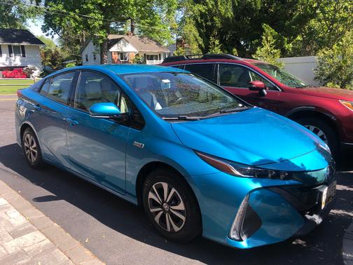 Blue 2018 Toyota Prius Prime Premium