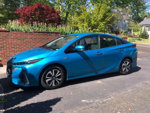 Blue 2018 Toyota Prius Prime Premium