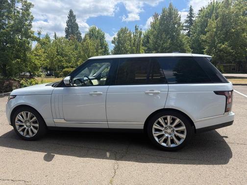 White 2017 Land Rover Range Rover 5.0L Supercharged