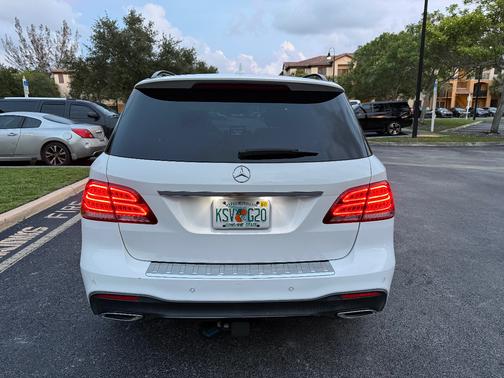White 2018 Mercedes-Benz GLE 350 Base