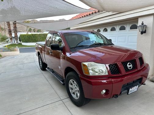 2005 Nissan Titan XE King Cab