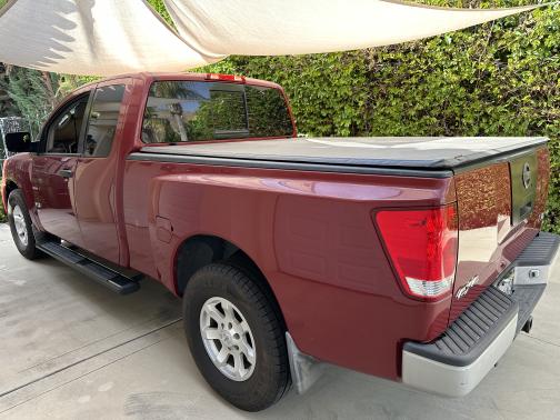 2005 Nissan Titan XE King Cab