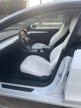 2022 Tesla Model 3 Base