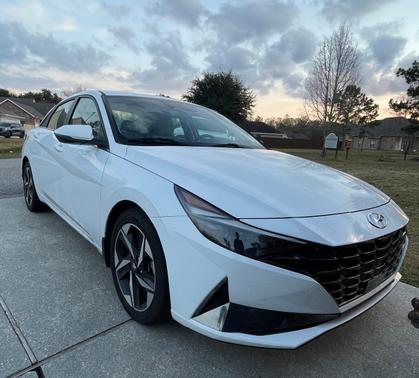 2022 Hyundai ELANTRA HEV Limited