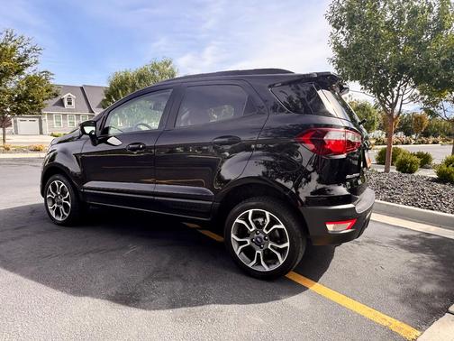 Black 2019 Ford EcoSport SES