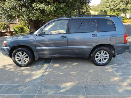 2007 Toyota Highlander Hybrid Base