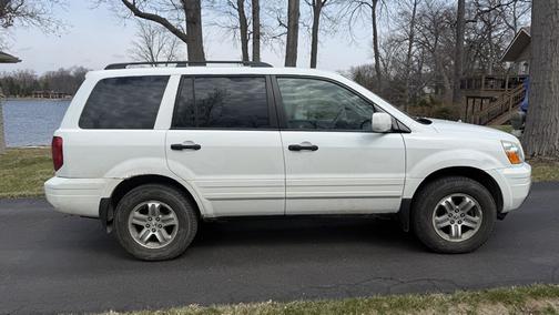 White 2005 Honda Pilot EX-L