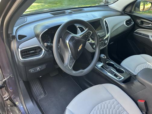 Blue 2019 Chevrolet Equinox LS