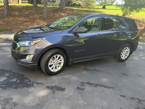 Blue 2019 Chevrolet Equinox LS