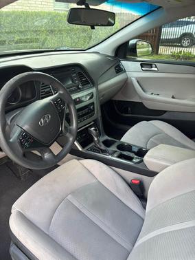 2017 Hyundai SONATA Base