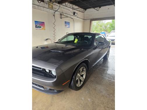 2017 Dodge Challenger SXT
