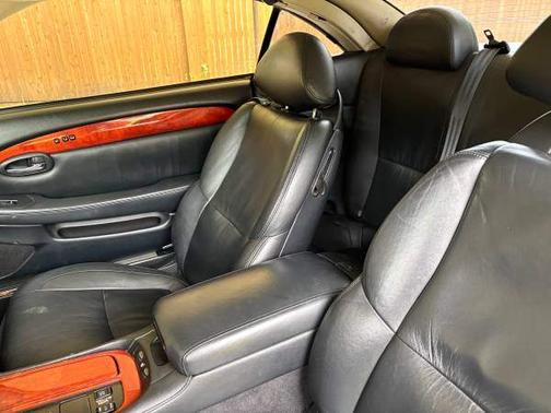 Black 2002 Lexus SC 430 Base